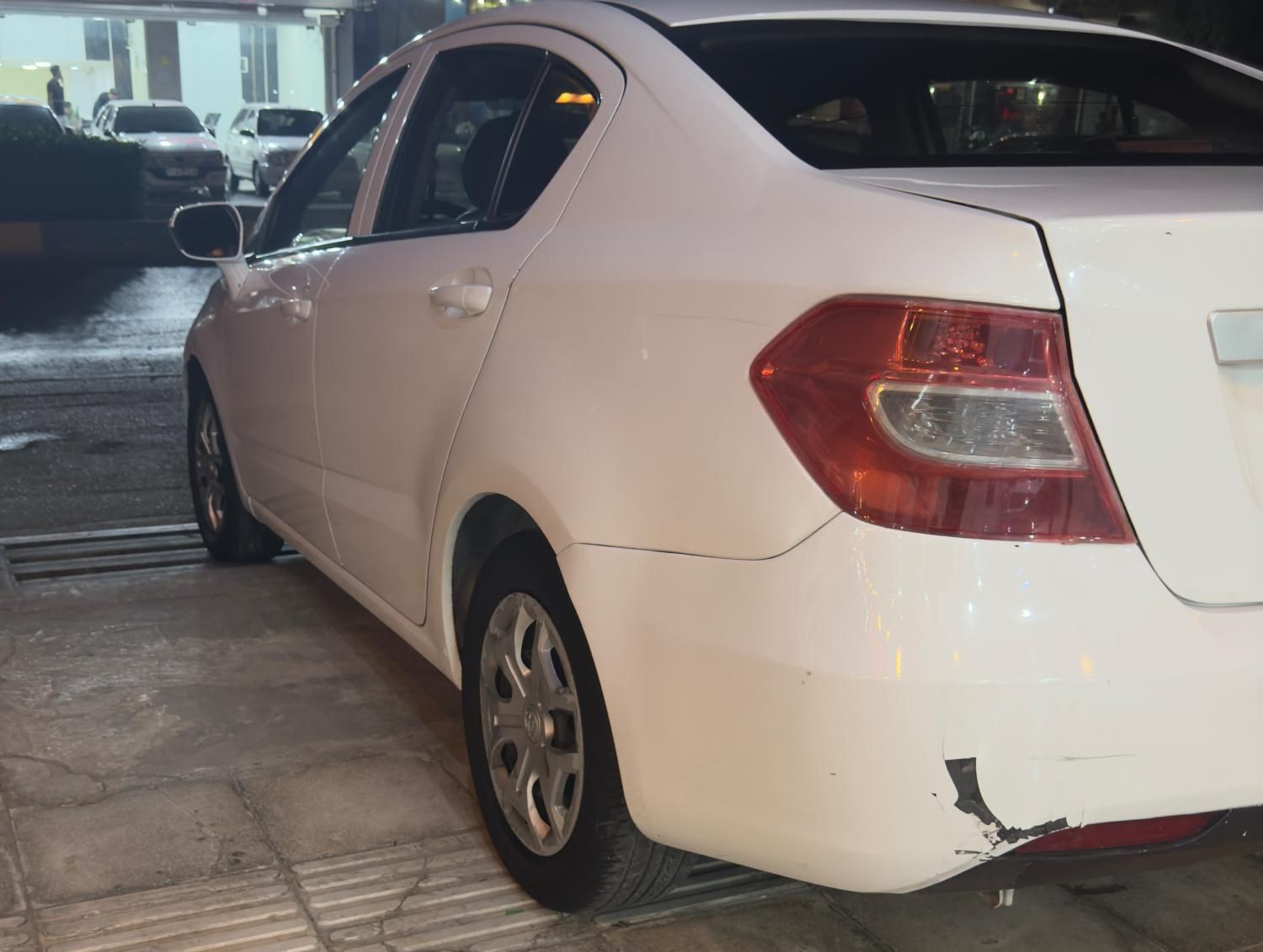 برلیانس H230 دنده‌ای، مدل ۱۳۹۵|خودرو سواری و وانت|بندرعباس, |دیوار