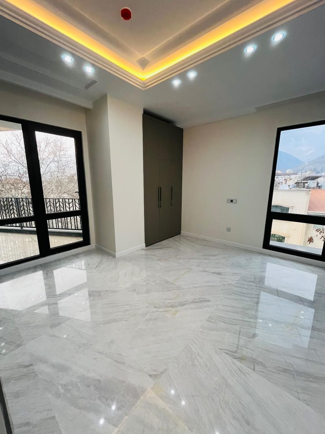 لواسان کمربندی ۳۰۰ متر نوساز ۳ خوابه ژورنالی|اجارهٔ آپارتمان|لواسان, |دیوار