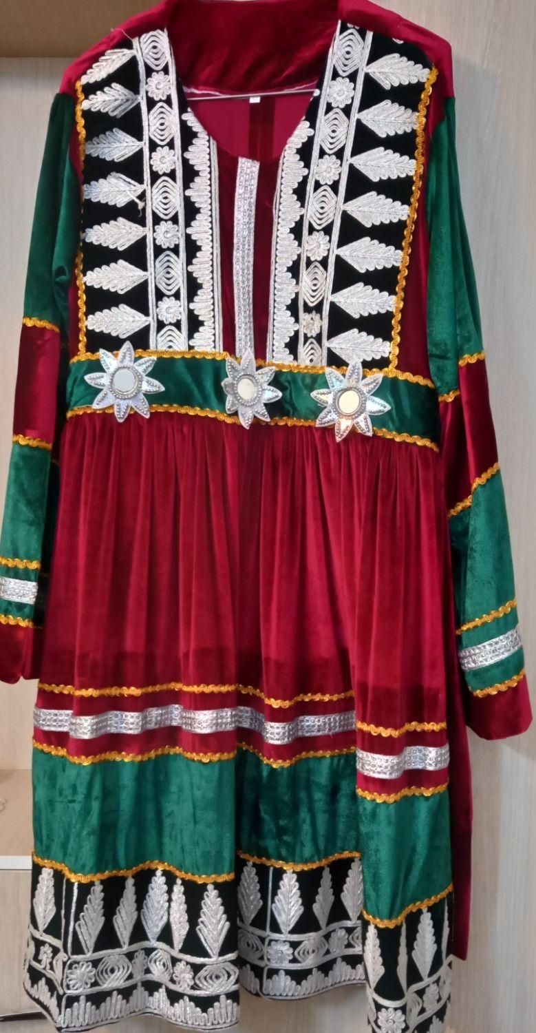 لباس مخمل افغان|لباس|اصفهان, برازنده|دیوار