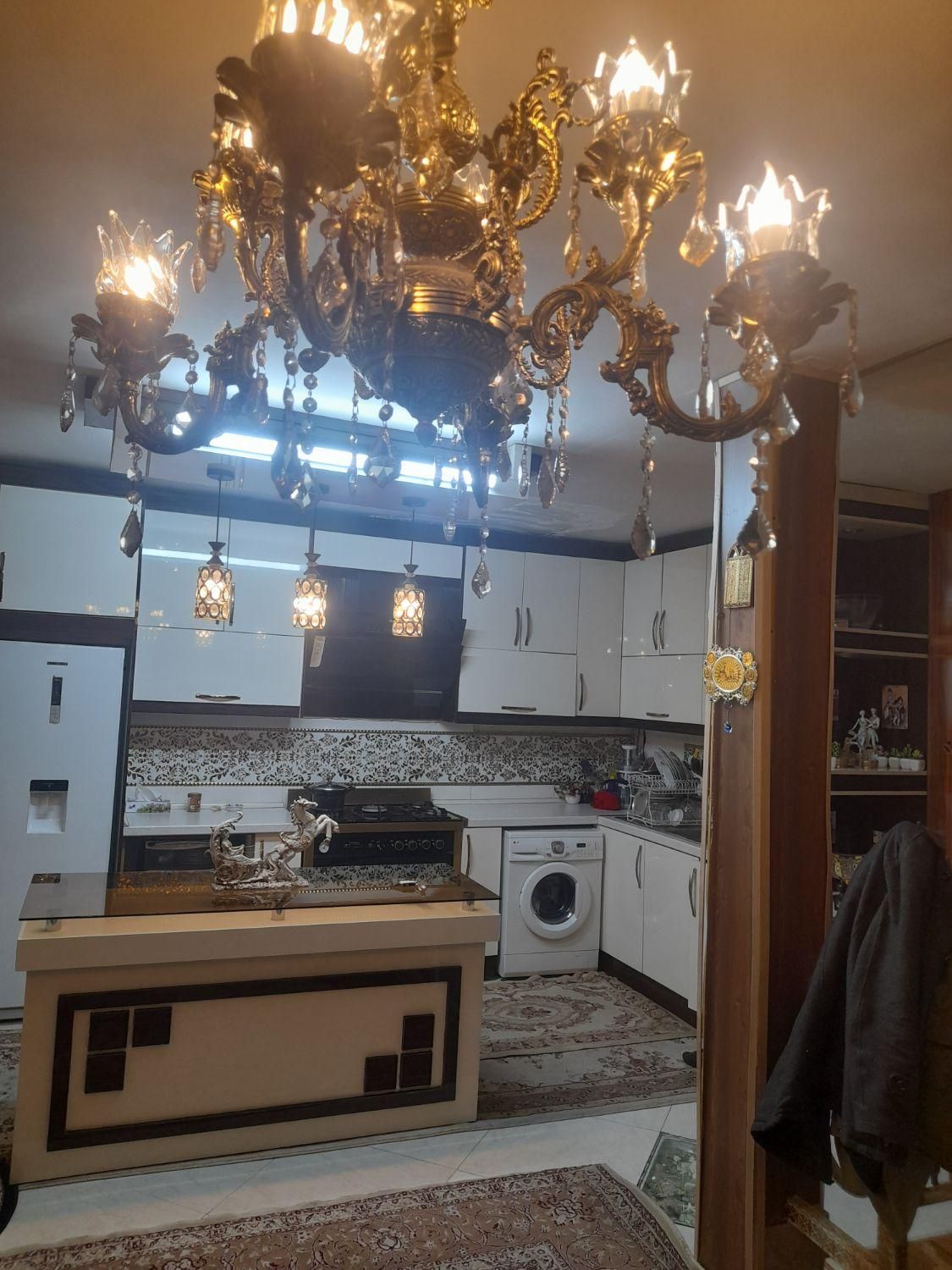 فروش ۳۰متر تجاری ۳طبقه شیک ۹دقیقه تا حرم مطهراقا|فروش آپارتمان|مشهد, رضاییه|دیوار