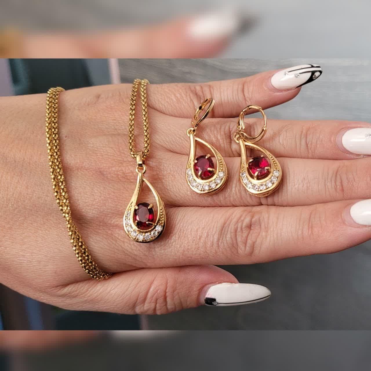 نیم ست یاقوتی - سبز و قرمز|بدلیجات|تهران, خاوران|دیوار