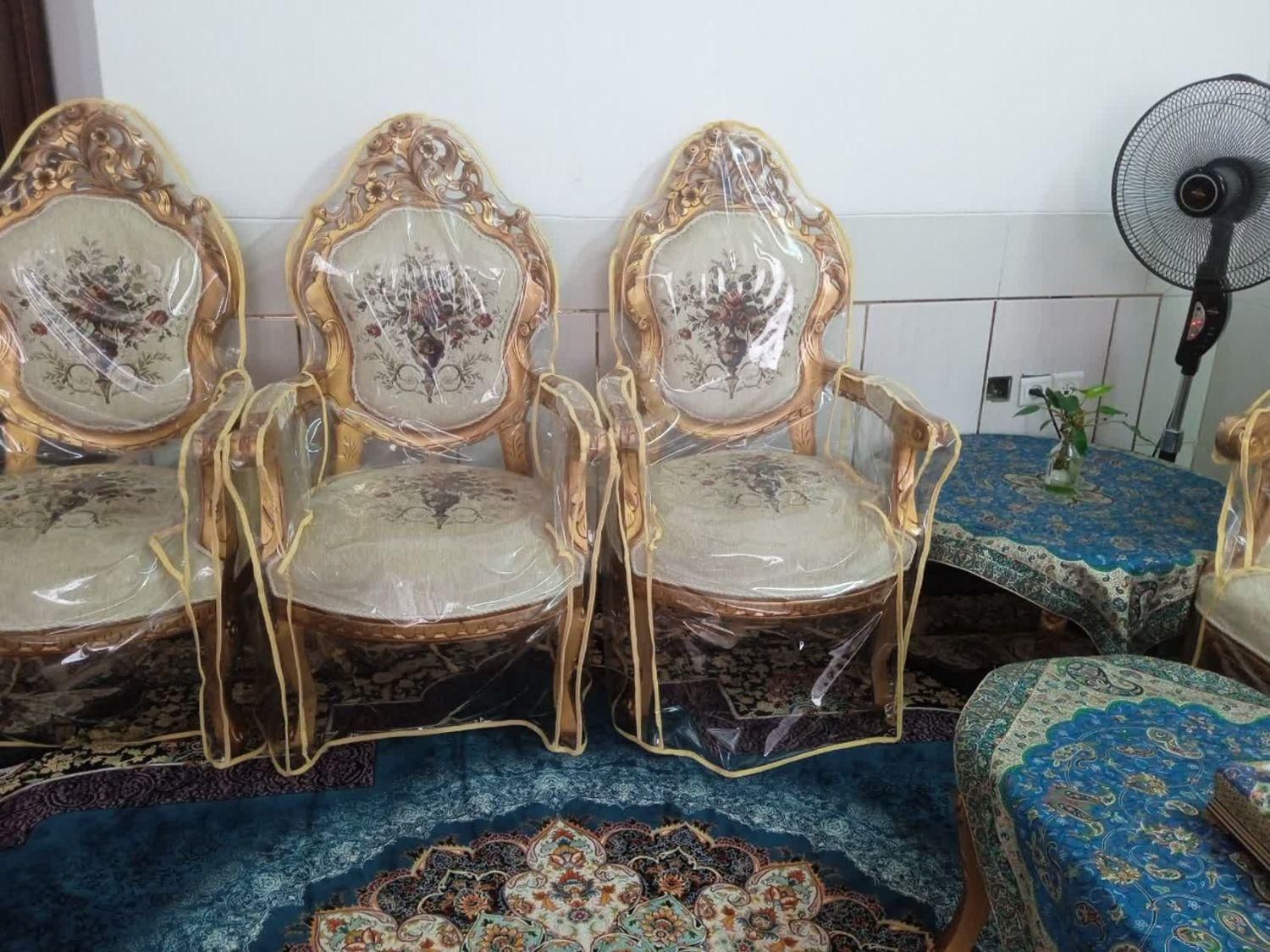 فروش مبل ۹ نفره|مبلمان خانگی و میز عسلی|اصفهان, ارزنان|دیوار
