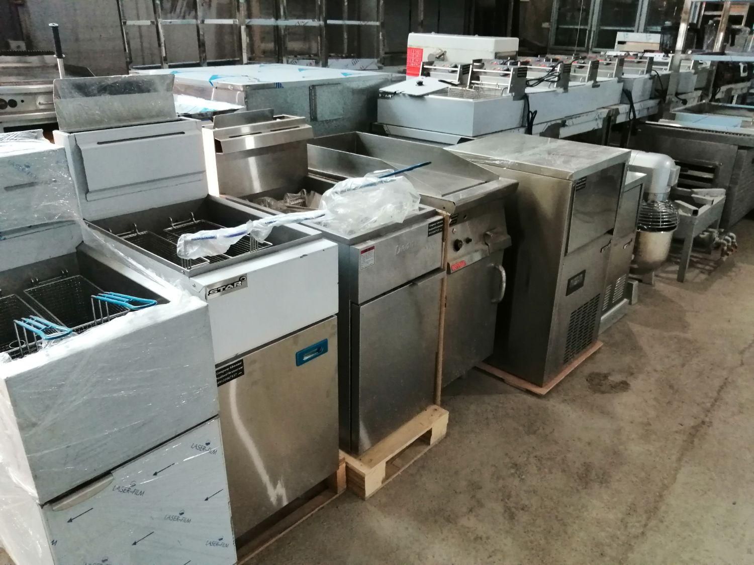 وسایل سوخاری کنتاکی کیلویی سرخ کن دیسپلی بریدینگ|کافیشاپ و رستوران|اصفهان, کوجان|دیوار