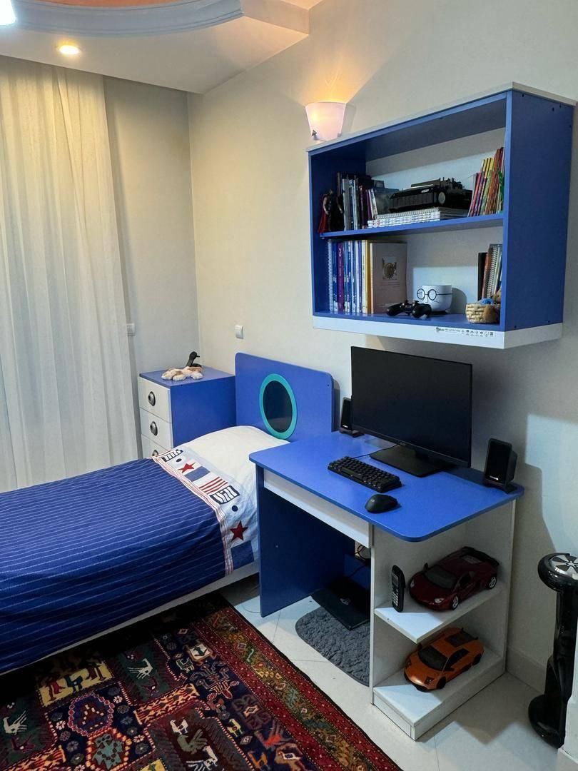 سرویس خواب باتشک طبی و کمدو میز تحریرو کتابخانه|تخت و سرویس خواب|تهران, باغ فیض|دیوار