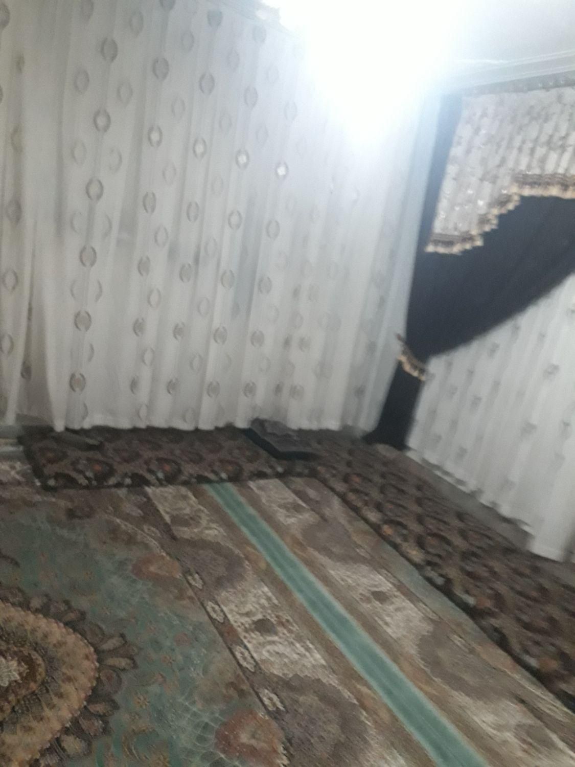 اجاره خانه ویلایی ۱۳۵ حیاط دربست|اجارهٔ خانه و ویلا|اصفهان, لاله|دیوار