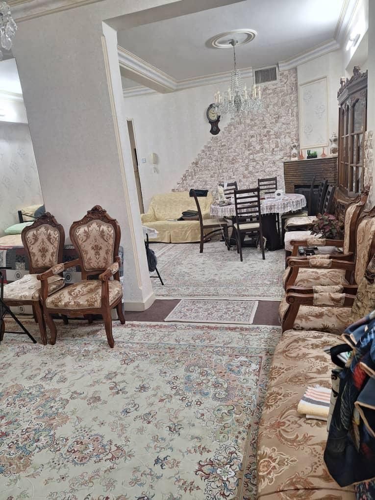 خانه حیاط دار ۱۰۸متری پایینتر از چهارراه کوکاکولا|فروش خانه و ویلا|تهران, صد دستگاه|دیوار