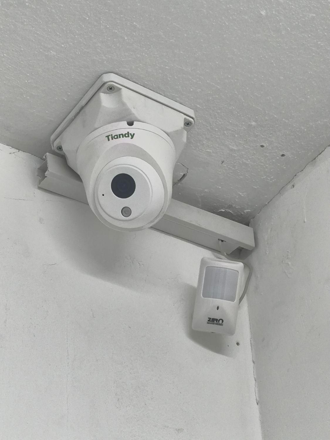 دوربین مداربسته همراه با هوش مصنوعی (تایید اماکن)|دوربین مداربسته|زرقان, |دیوار