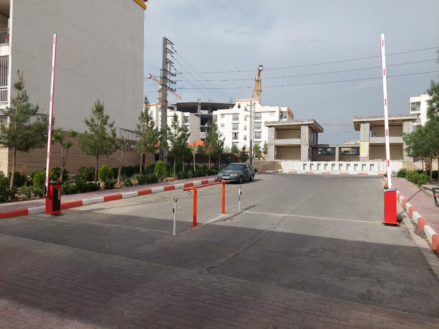 گیت راهبند پارکینگ شهرک راه بند اداره|مصالح و تجهیزات ساختمان|تهران, شیخ هادی|دیوار