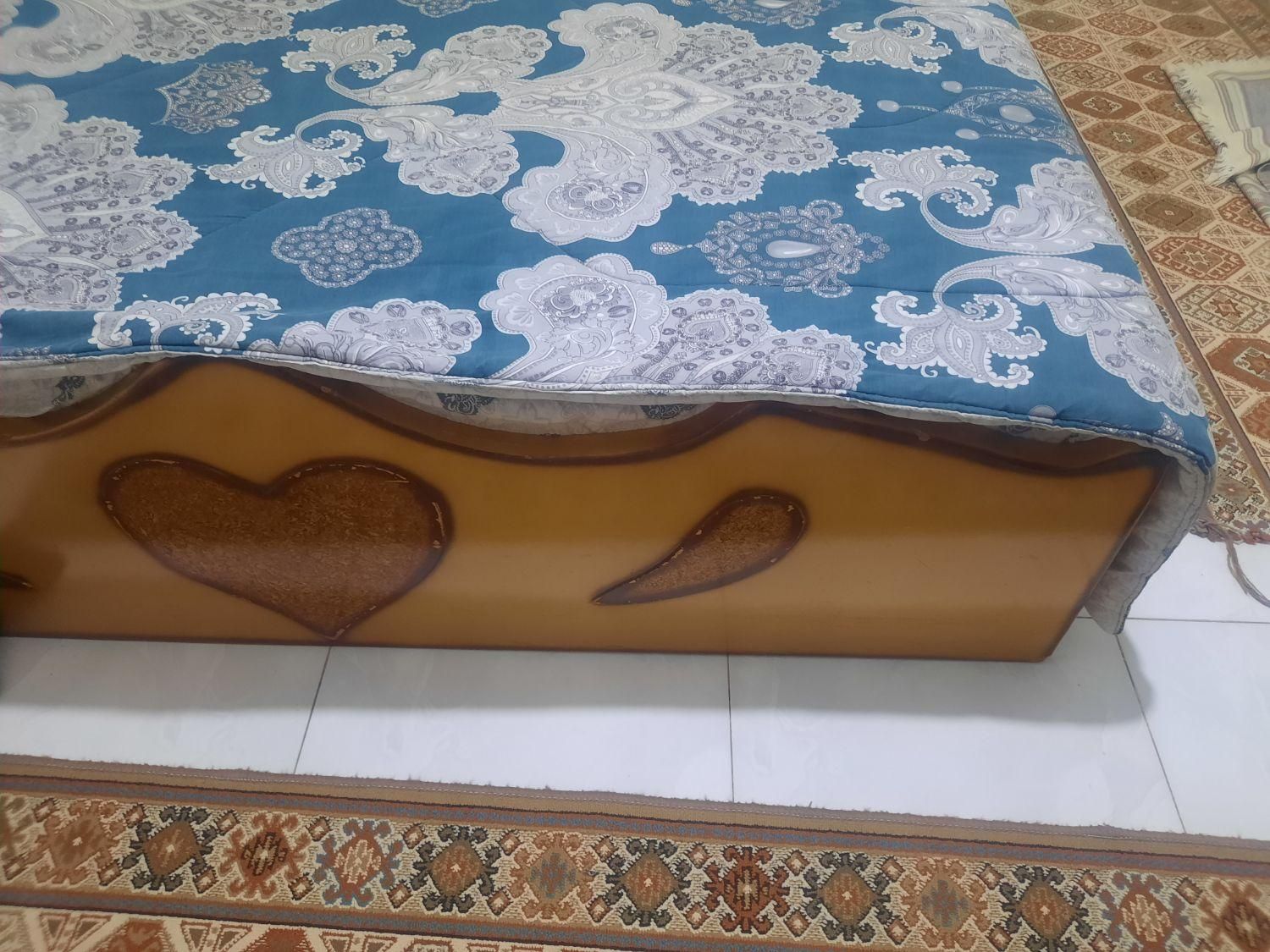تخت دو نفره در حد نو با تشک|تشک تختخواب|تهران, جوانمرد قصاب|دیوار