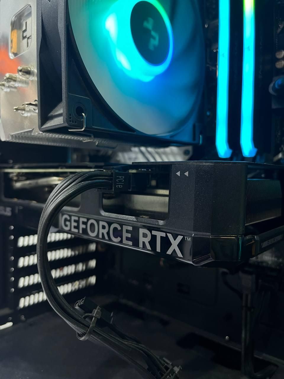 کامپیوتر گیمینگ و رندرینگ RTX5050 - 12400 تمام نو|رایانه رومیزی|گرگان, |دیوار