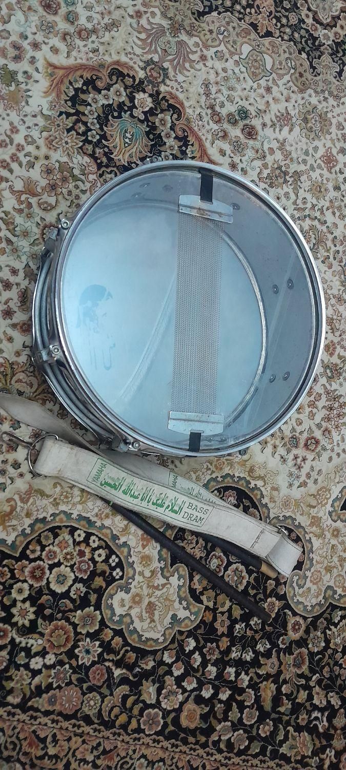 دوقل در حد نو همراه کمربند و دسته|آلات موسیقی|مراغه, |دیوار