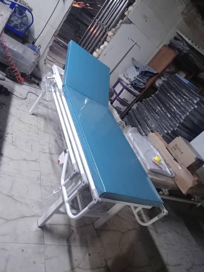 تخت معاینه تزریقات فشیال ترالی اورژانس بیمارستان|آرایشی، بهداشتی، درمانی|زنجان, |دیوار