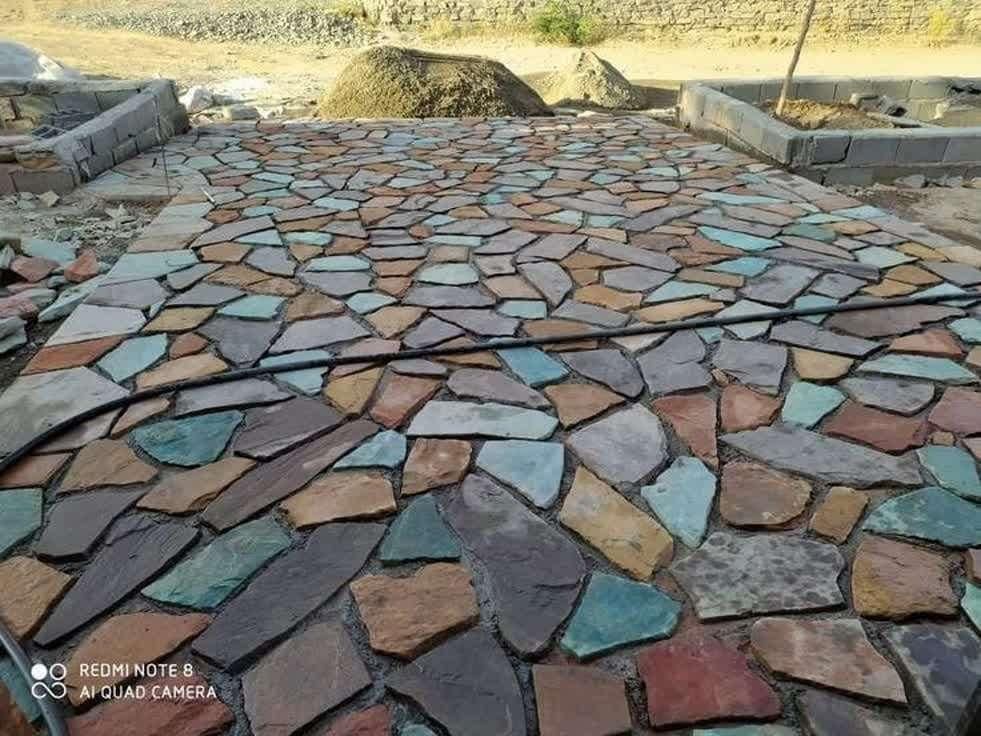 سنگ کاری مالون آبنما کف باربیکیو|خدمات پیشه و مهارت|اصفهان, باغ زیار|دیوار