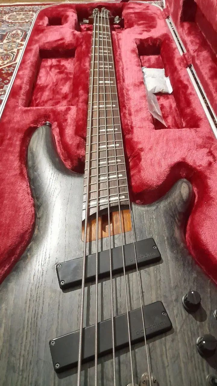 گیتار بیس Ibanez SRFF805 Fanned Fret|گیتار، بیس، امپلیفایر|تهران, پونک|دیوار