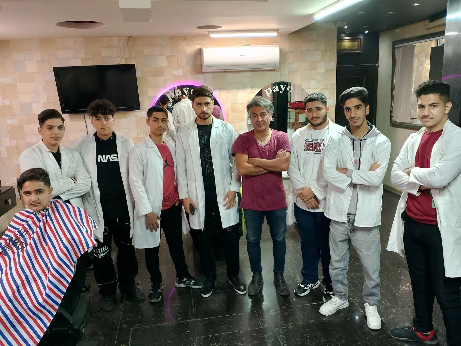 آموزشگاه آرایشگری مردانه هنرمندان پایون|خدمات آرایشگری و زیبایی|رشت, گلسار|دیوار