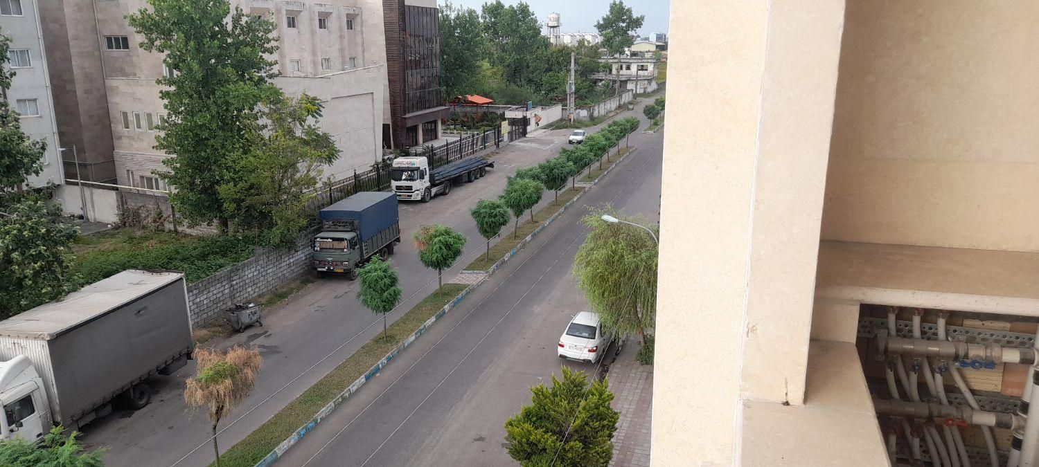 فروش آپارتمان ۱۰۸ متری ۲ خوابه در شهرک احمد خمینی|فروش آپارتمان|رشت, شهرک احمد خمینی|دیوار