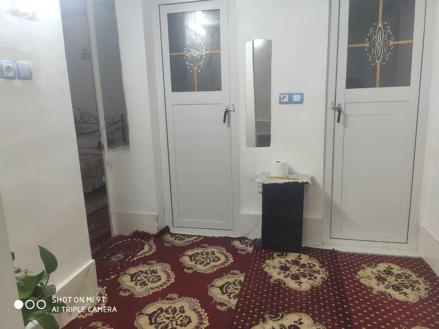 اجاره سوئیت ، داخل باغ|اجارهٔ کوتاهمدت ویلا و باغ|سبزوار, ابارش|دیوار