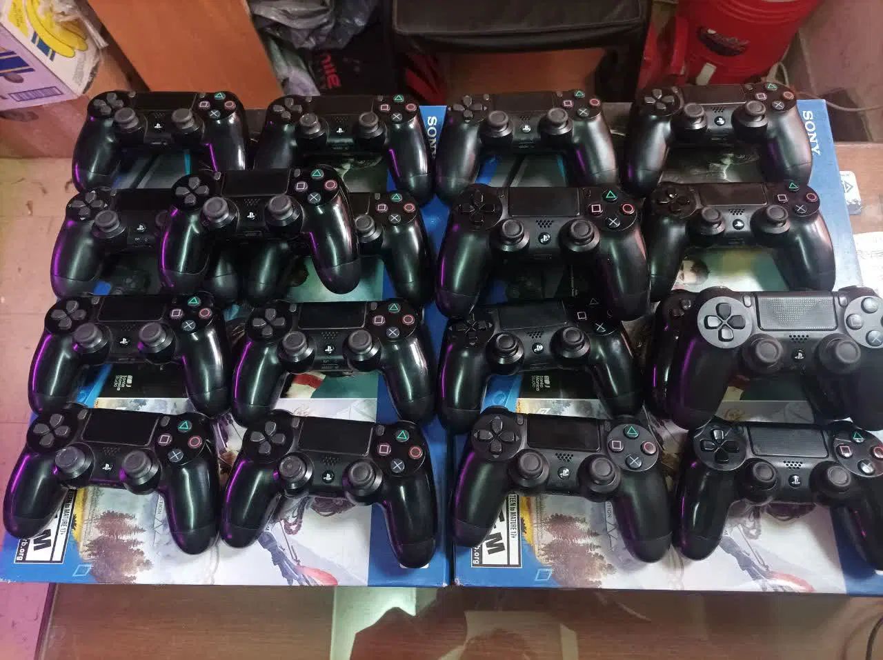 به یک نفر تعمیر کار دسته های ps4 و3نیازمندیم|کنسول، بازی ویدئویی و آنلاین|تبریز, |دیوار