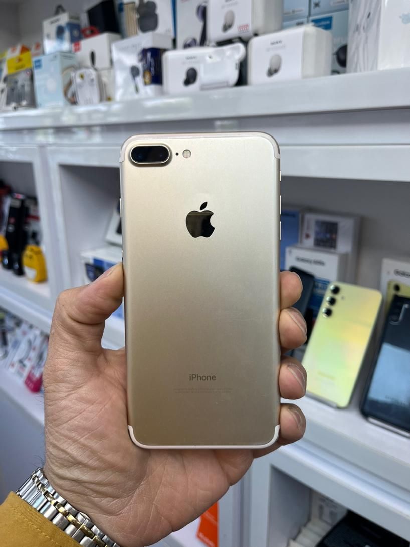 اپل iPhone 7 Plus با حافظهٔ ۲۵۶ گیگابایت|موبایل|کرج, دهقان ویلا|دیوار
