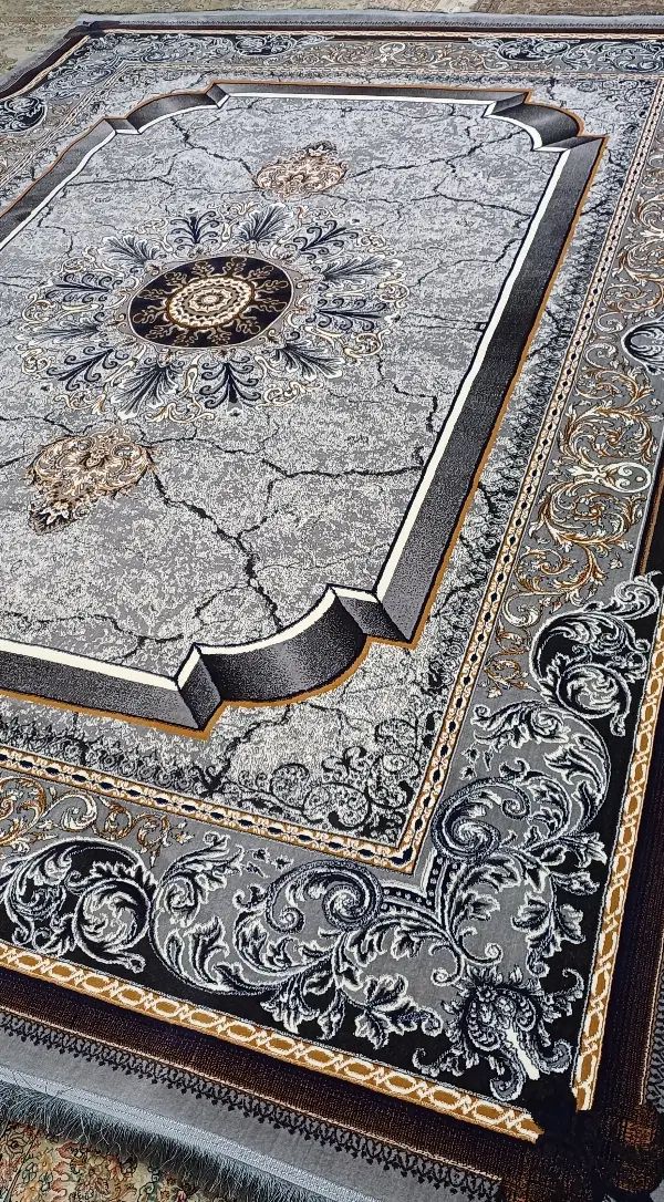 ۴عددفرش۱۲متری۷۰۰شانه نگین نونو داخل پلاستیک|فرش|مشهد, عبادی|دیوار