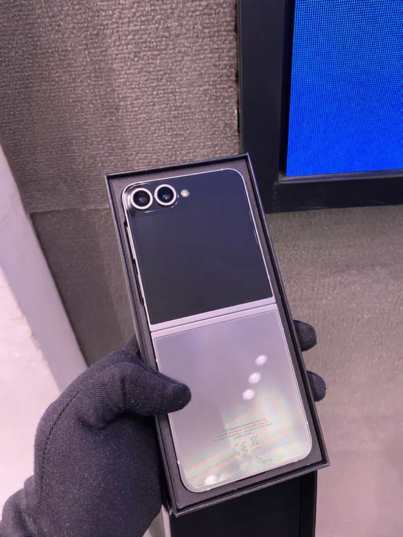 Galaxy Z Flip 6 256GB|موبایل|تهران, تجریش|دیوار