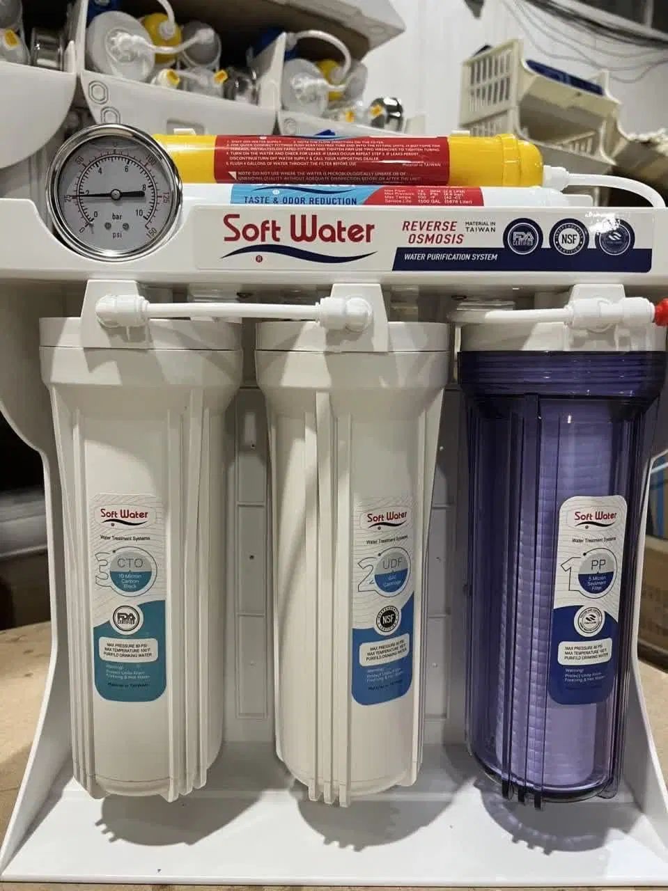 تصفیه آب تایوانیSOFT WATERباپمپ ومخزن|آبسردکن و تصفیه آب|رشت, پیرسرا|دیوار