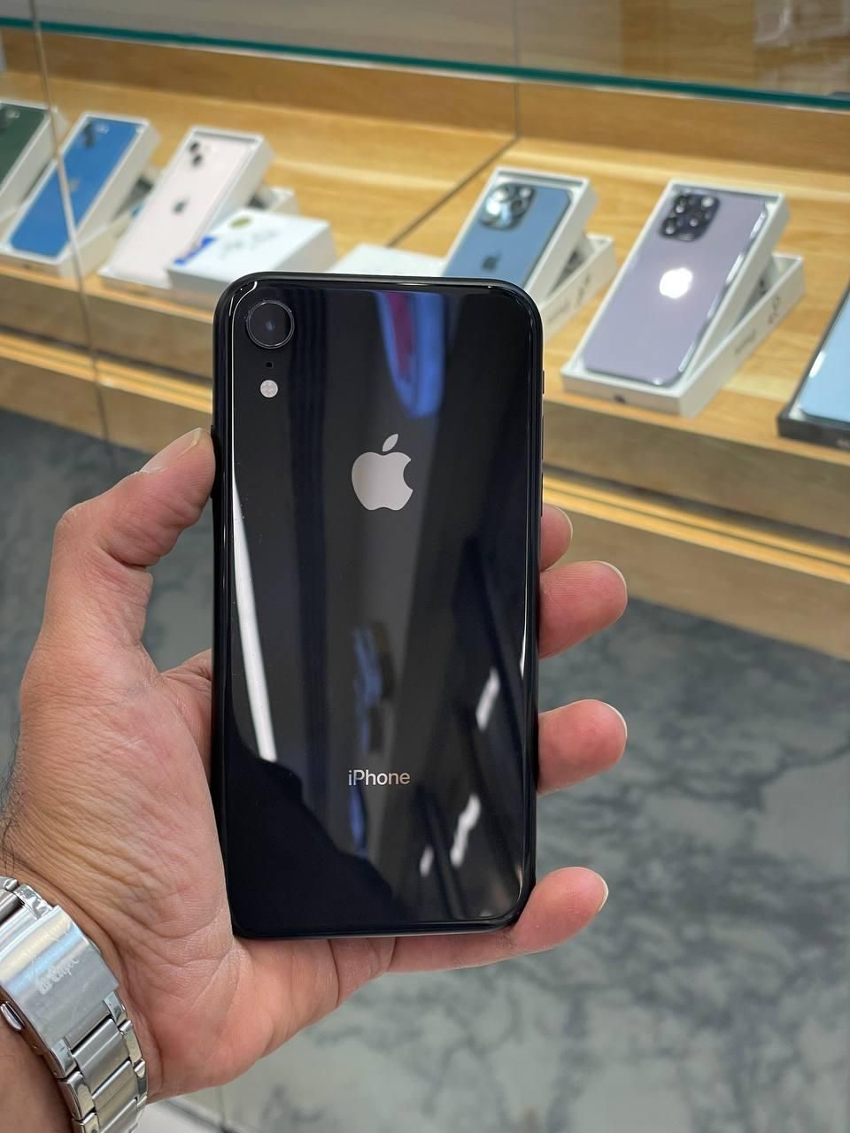 اپل iPhone XR با حافظهٔ ۱۲۸ گیگابایت|موبایل|تهران, صادقیه|دیوار