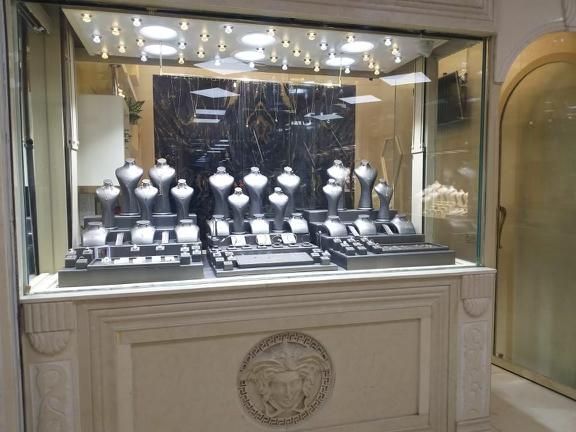 فروش یا معاوضه مغازه طلا فروشی|فروش مغازه و غرفه|فردیس, |دیوار