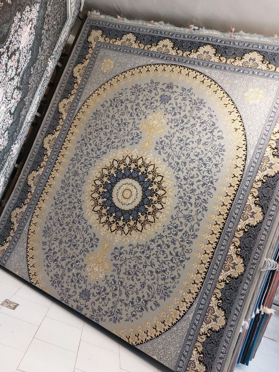 فرش ۱۲ متری ۷۰۰شانه ۲۵۵۰ سنگین وزن تمام نخ ضمانتی|فرش|مشهد, طلاب|دیوار