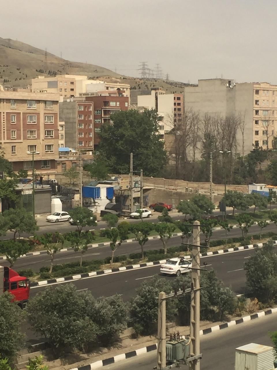 اجاره ۳۰۰م سوله تجاری صنعتی برجاده مخصوص کرج تهران|اجارهٔ دفتر صنعتی، کشاورزی، تجاری|تهران, وردآورد|دیوار