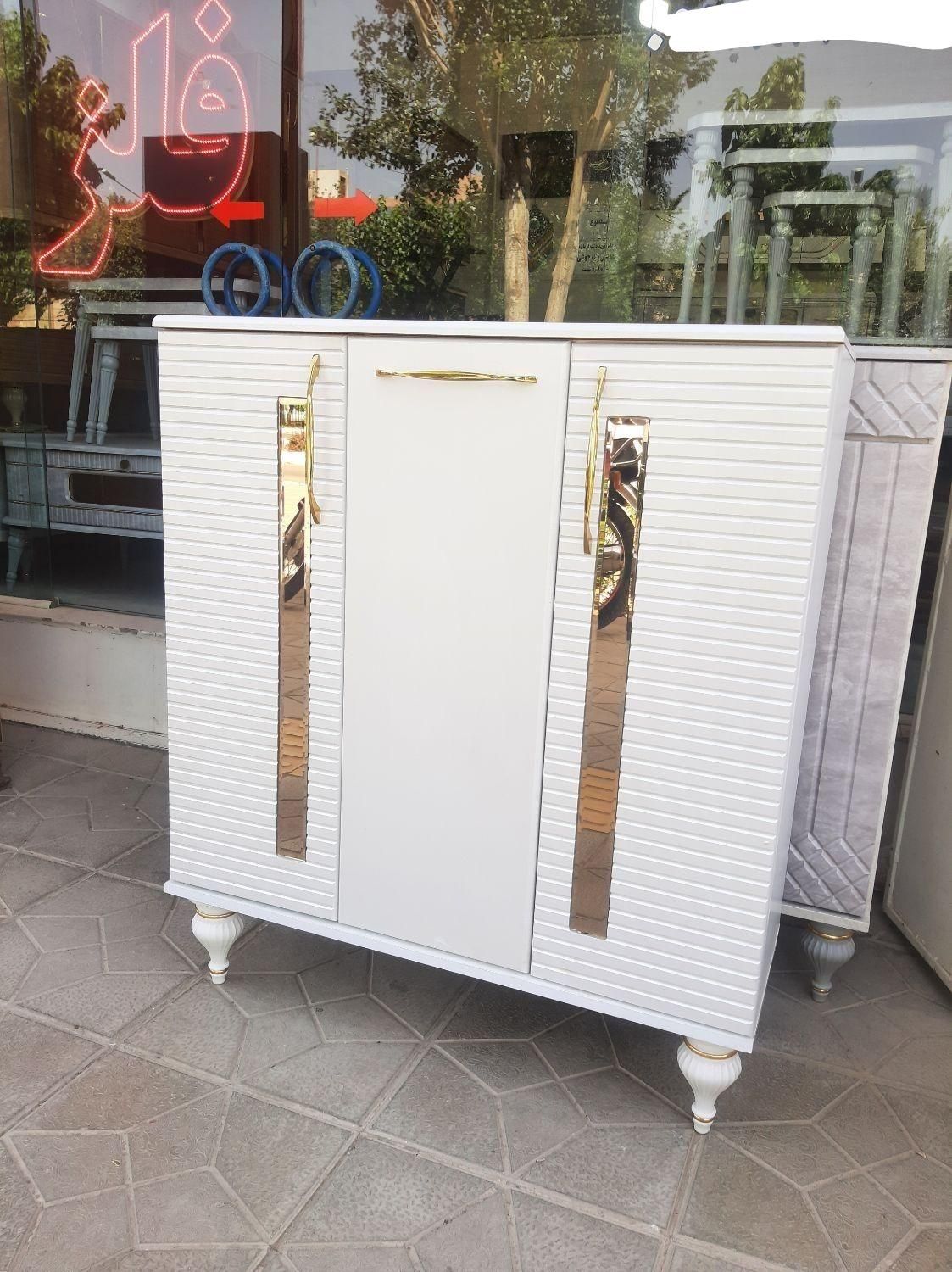 جاکفشی سه درب|جاکفشی، کمد، دراور|اصفهان, فجر|دیوار