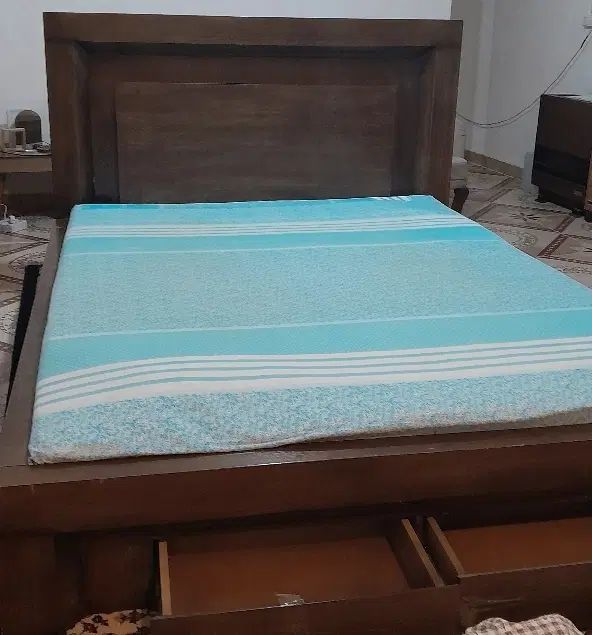 سرویس خواب و چرخ خیاطی|حراج|کرج, کمال‌شهر|دیوار