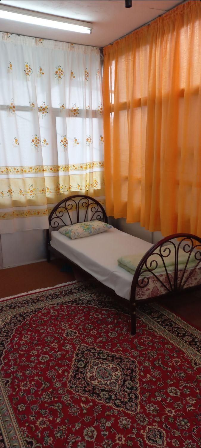 خانه دربستی داخل شهر فومن|اجارهٔ کوتاه‌مدت آپارتمان و سوئیت|فومن, |دیوار