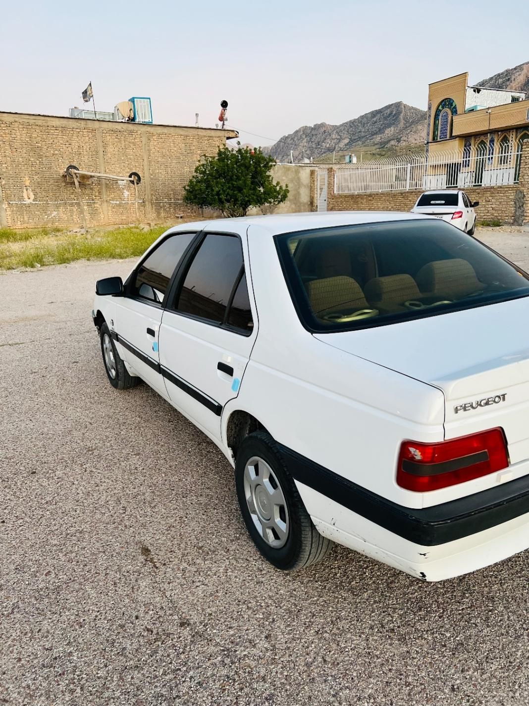 پژو 405 SLX موتورTU5، مدل ۱۳۹۶|خودرو سواری و وانت|شیراز, پارک آزادی|دیوار