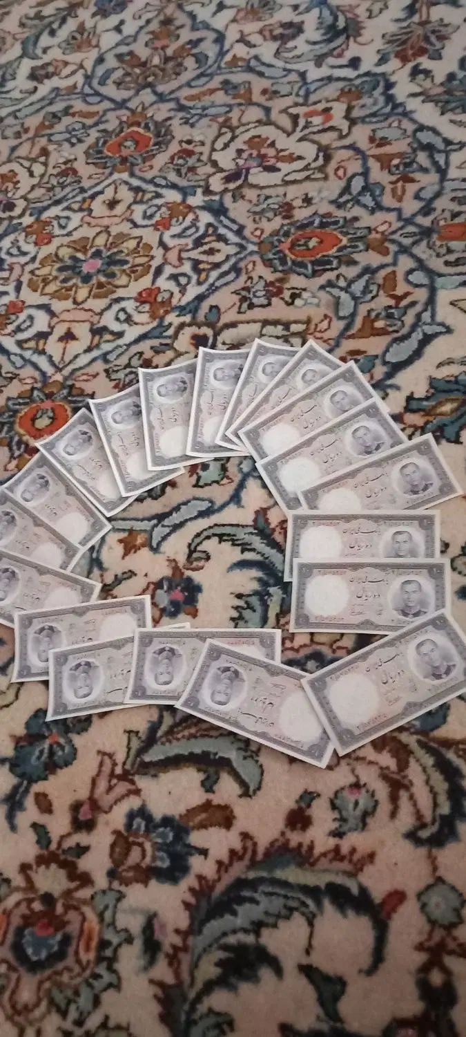 ۱۹ عدد اسکناس بانکی ۱۰ ریالی نوی نو|کلکسیون سکه، تمبر، اسکناس|تهران, ونک|دیوار