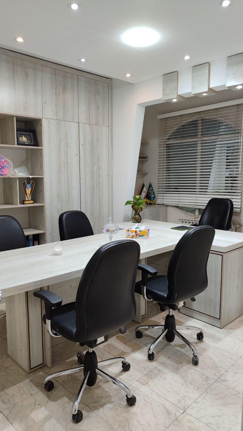 اجاره روزانه دفتر کار ۷۰ متری|اجارهٔ کوتاه‌مدت دفتر کار و فضای آموزشی|قزوین, |دیوار