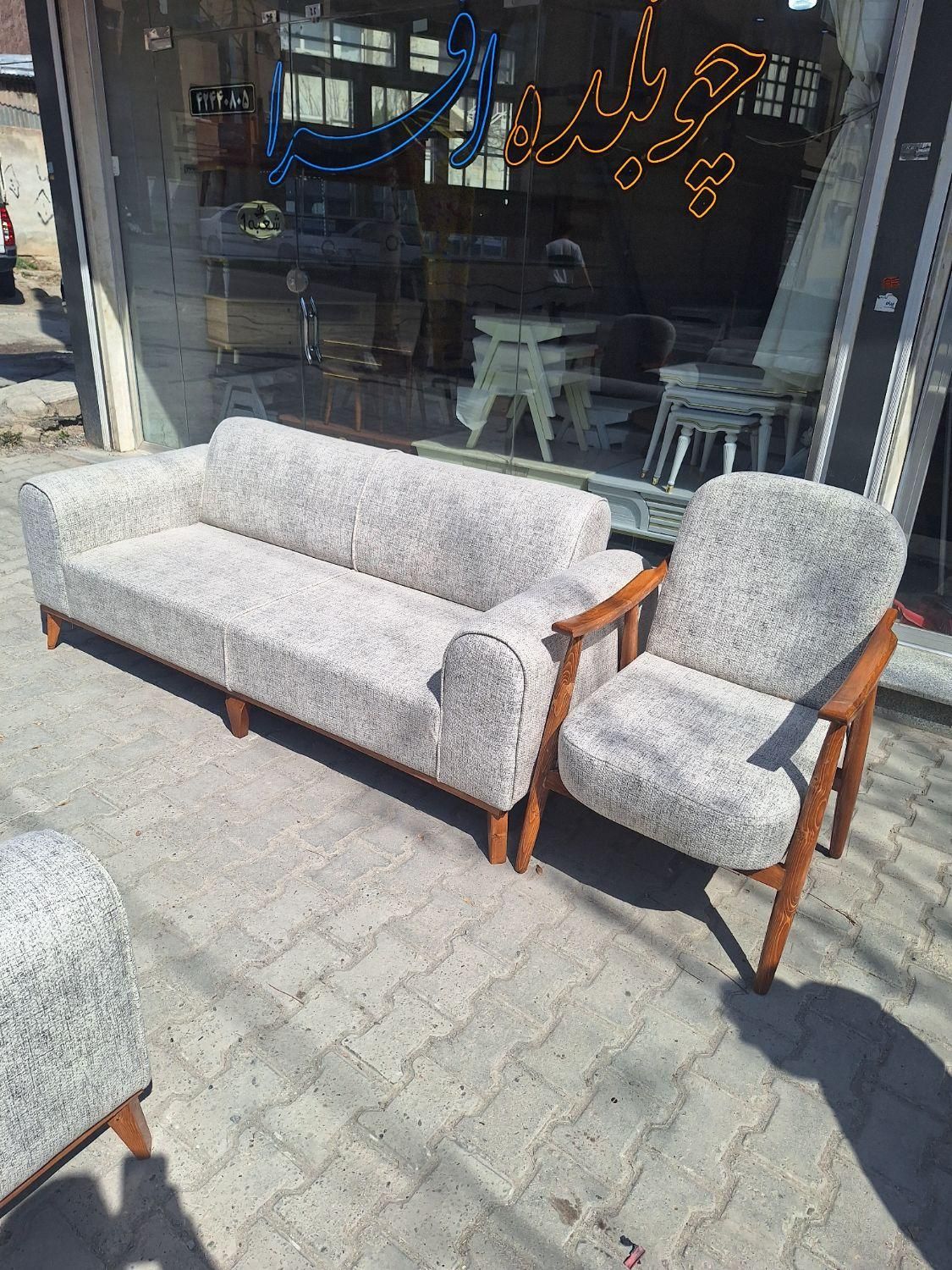 مبل طرح مینیمال|مبلمان خانگی و میز عسلی|مهاباد (آذربایجان غربی), |دیوار