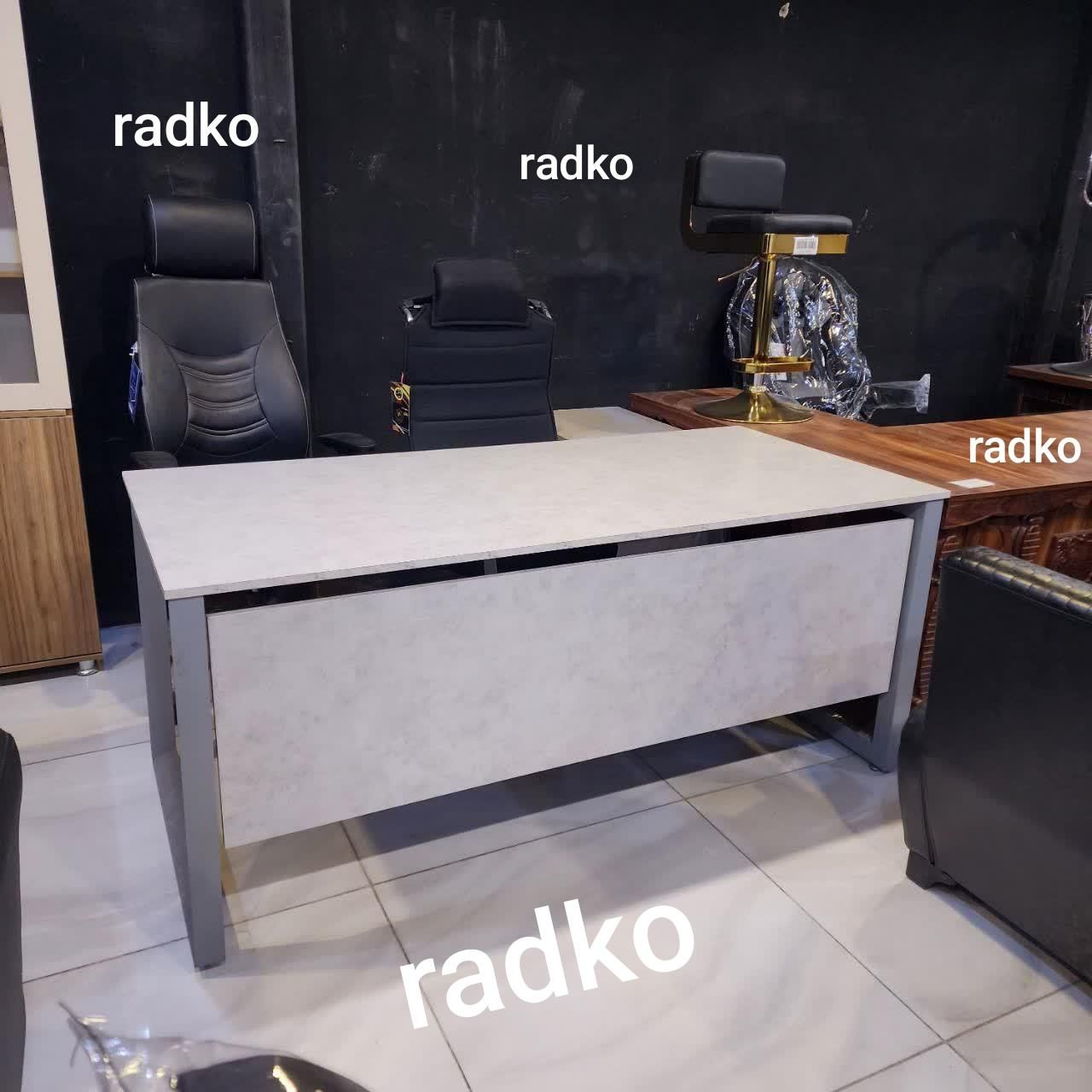 مبلمان اداری میز پایه فلزی کد223|مبلمان اداری|تهران, یافت آباد جنوبی|دیوار