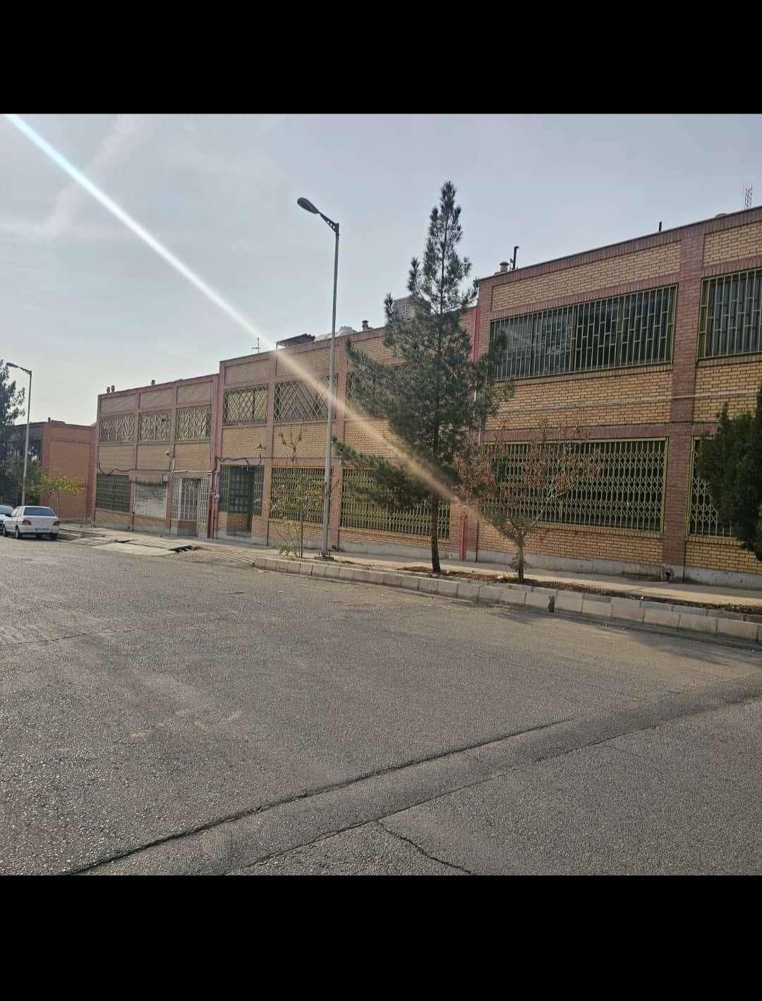 ۵۰۴ متر کارخانه ۳۰۰ متر سوله شهرک صنعتی خاوران|فروش دفتر صنعتی، کشاورزی، تجاری|خاوران, |دیوار