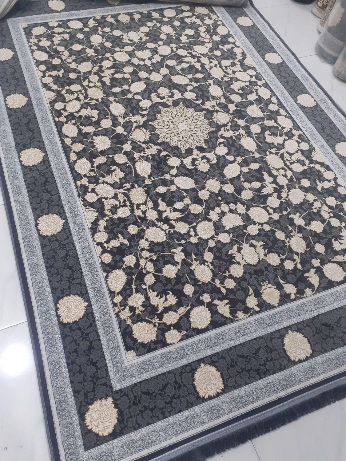 طرح آسمان حدود ۵۰۰ تخته مزایده ای|فرش|کرج, کمال‌شهر|دیوار