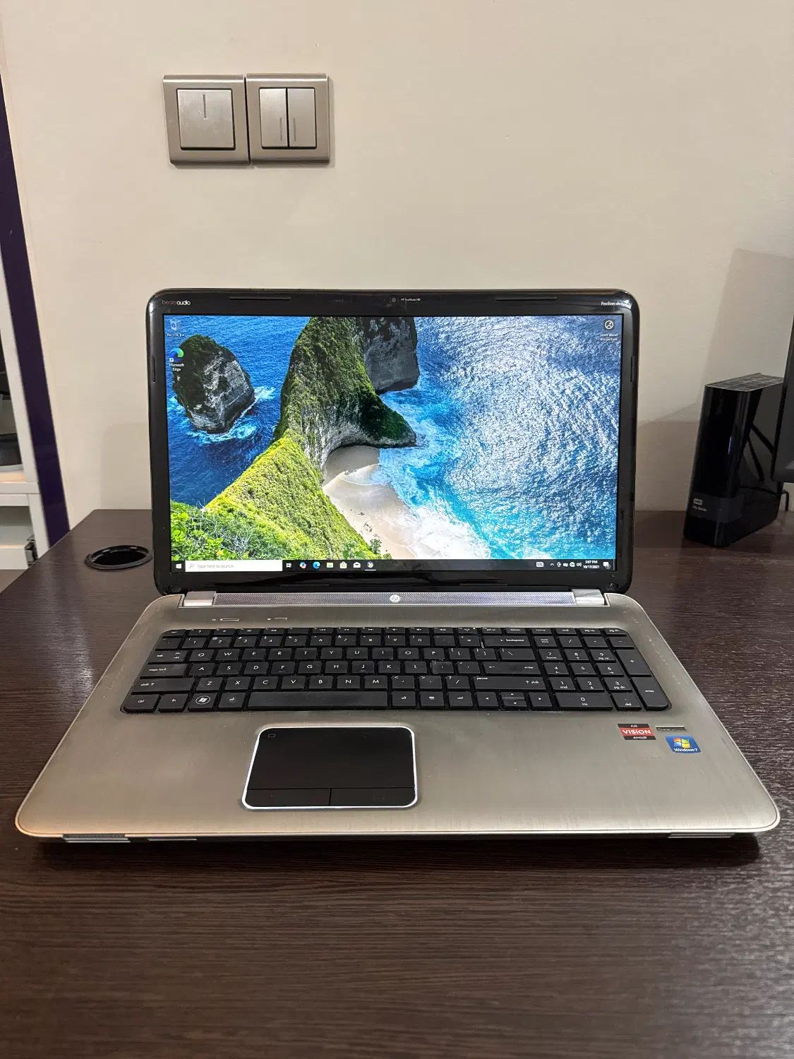 لپتاپdv7 hp بدنه استیل amd a8 17 inch|رایانه همراه|تهران, دهکده المپیک|دیوار