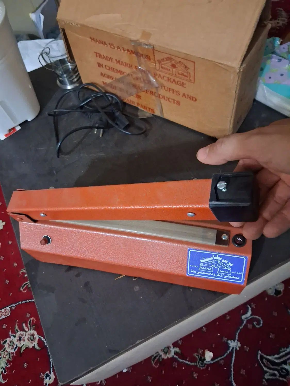 دستگاه پرس دستی پلاستیکی ۲۵ سانتی مانا (نو)|ماشین‌آلات صنعتی|پرند, فاز ۶|دیوار