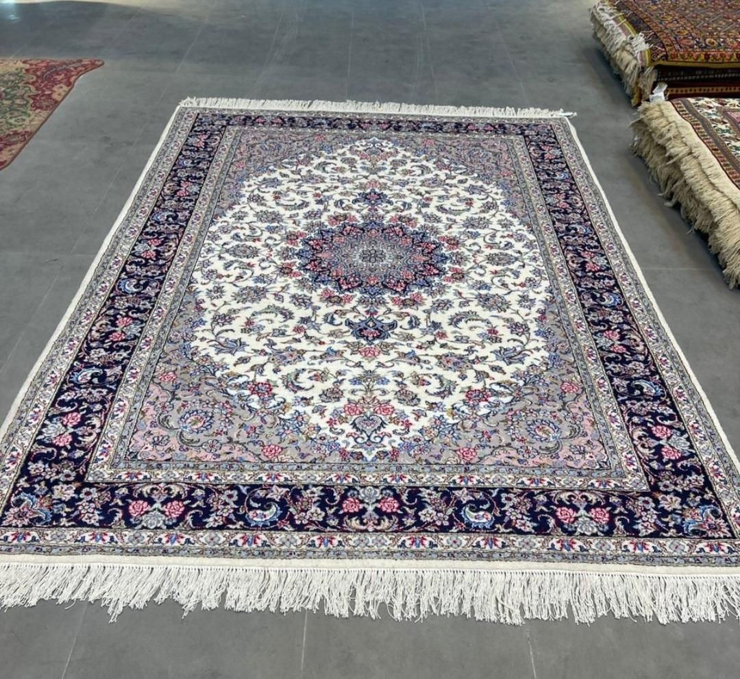 فرش دستباف یزد جفت ۹ متری ۱۵۰ ملیون تومن|فرش|مشکیندشت, |دیوار