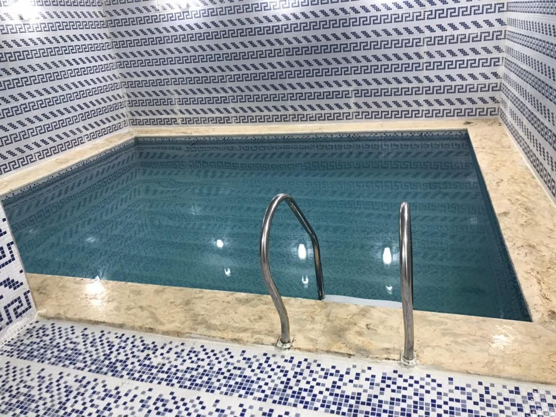 اجاره ویلا استخرآبگرم مبارکه.پیربکران.ابریشم|اجارهٔ کوتاه‌مدت ویلا و باغ|مبارکه, |دیوار