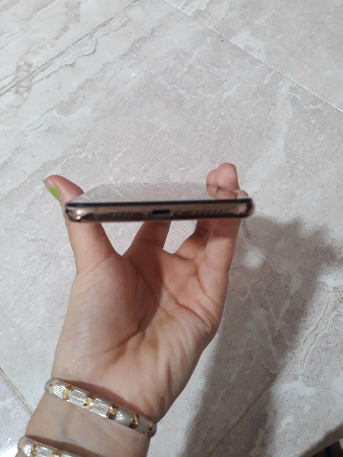 اپل iPhone XS Max با حافظهٔ ۲۵۶ گیگابایت|موبایل|قائم‌شهر, |دیوار