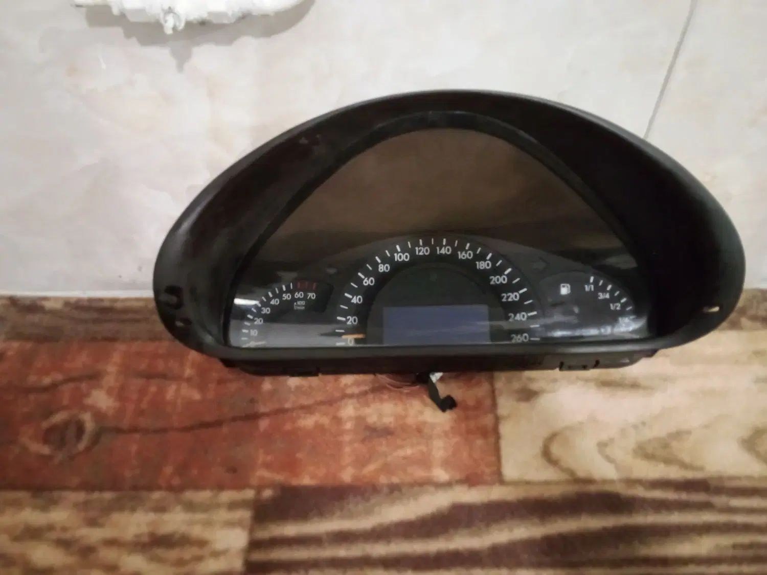 کیلومتر بنز ۳۲۰وپنل کولر وچراغ سقف. مدل ۲۰۱۱به شرط|قطعات یدکی و لوازم جانبی|رباط‌کریم, رباط‌کریم|دیوار
