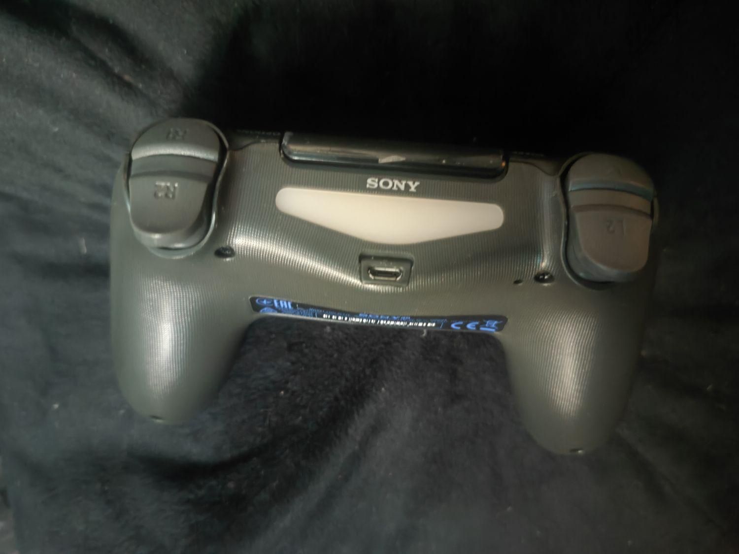 دسته بازی کنسول ps4|کنسول، بازی ویدئویی و آنلاین|رشت, گلباغ نماز|دیوار