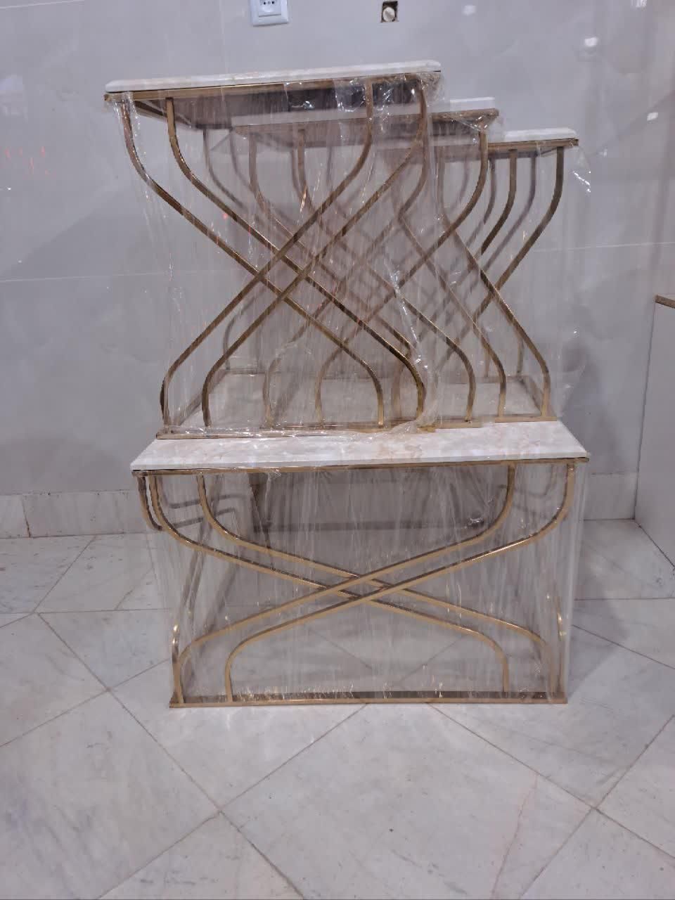 جلو مبلی و عسلی مذل پروانه ای|مبلمان خانگی و میز عسلی|قم, شاه ابراهیم|دیوار