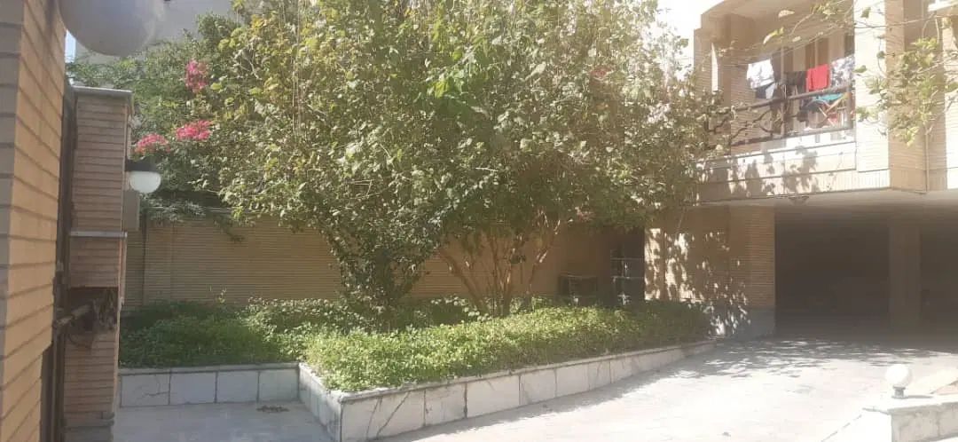 مشارکت زمین ۴۳۰ متری  ۳ بر جنوبی چهارراه مرادی|مشارکت در ساخت املاک|بندرعباس, |دیوار