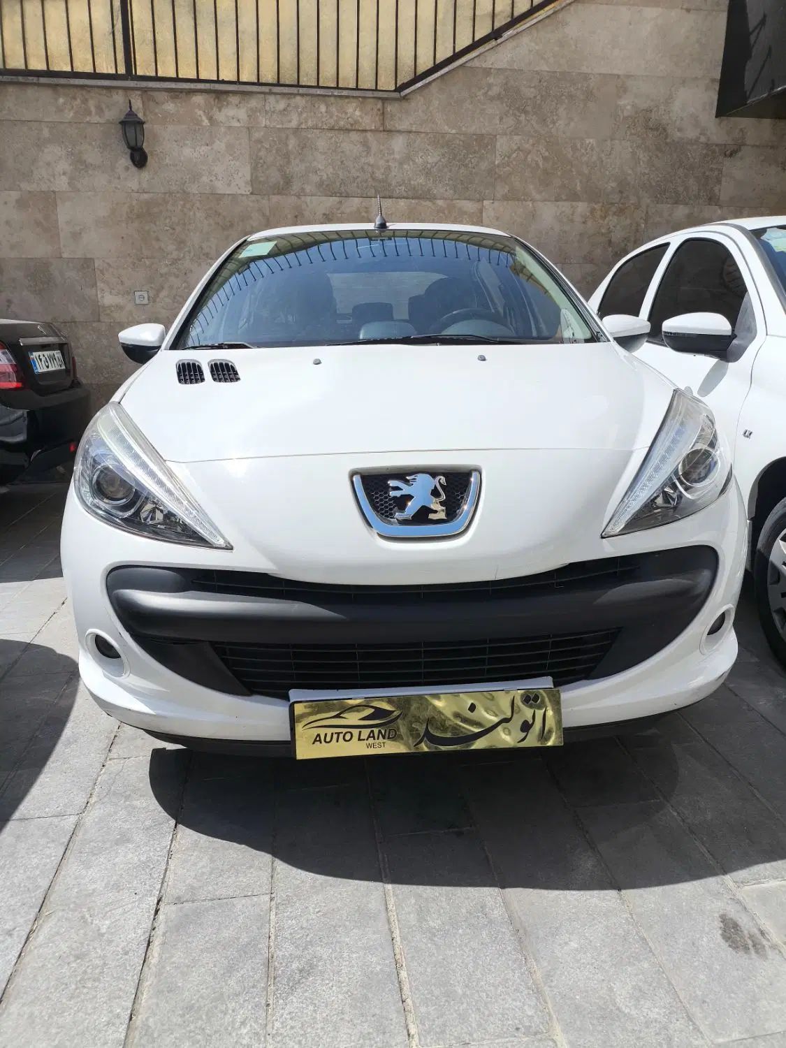 ۲۰۷ اتومات مدل ۱۳۹۸ نقدو اقساژ در اتولند غرب|خودرو سواری و وانت|تهران, هوانیروز|دیوار